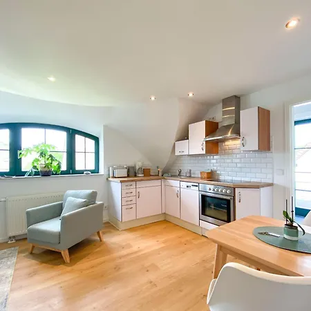 Haus Am Kleinen Hafen No 3 *